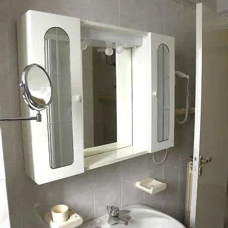 Tagliaferro Aparthotel *